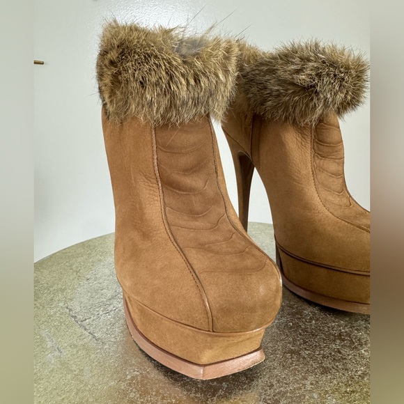 YSL - Tan Tribute Suede Booties w/ Fur Cuffs - Picture 8 of 15